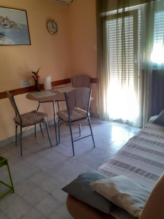 Apartments Pavlovic Linardići エクステリア 写真