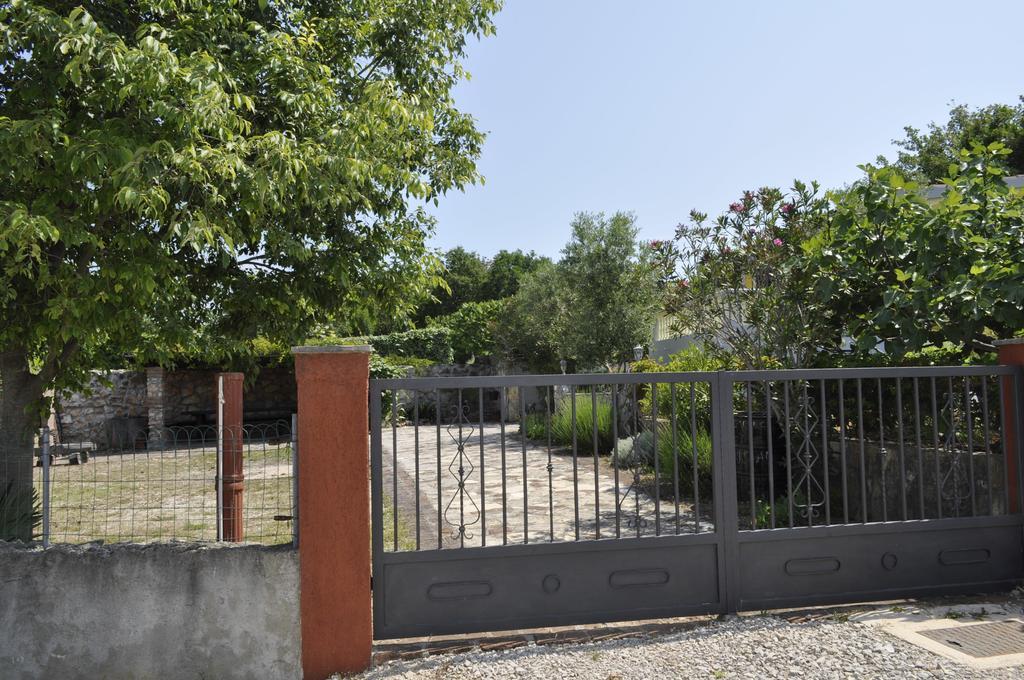 Apartments Pavlovic Linardići エクステリア 写真