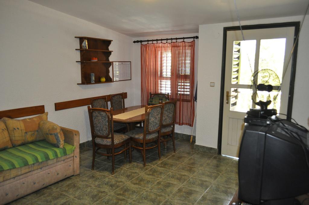 Apartments Pavlovic Linardići 部屋 写真