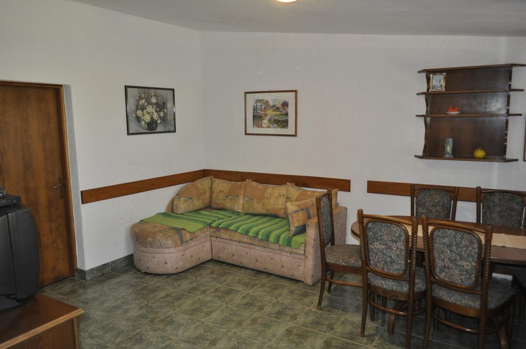 Apartments Pavlovic Linardići 部屋 写真
